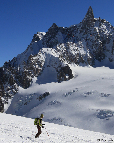 chamonix off-piste vallee blanche