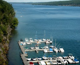 Canandaigua lake lodging, vacation rentals