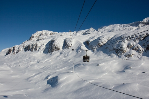Large photo of Alpe d'Huez
