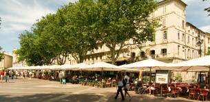 avignon apartments on place horloge