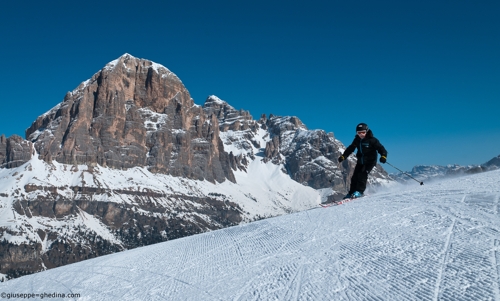 Large photo of Cortina
