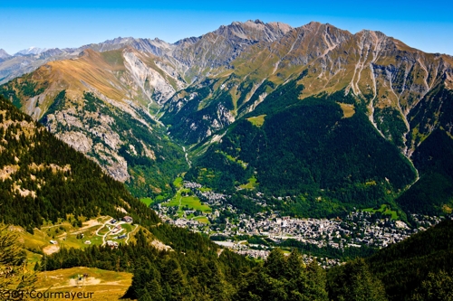 Large photo of Courmayeur