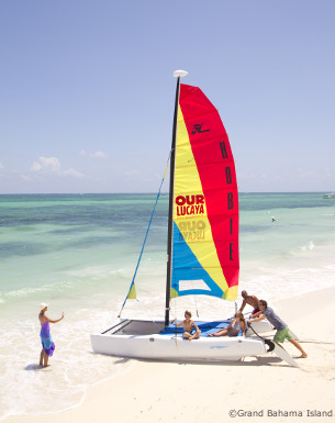 sailing at nassau, bahamas