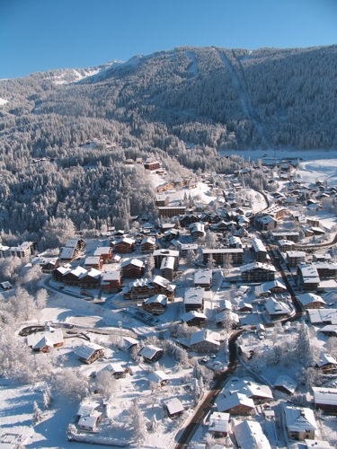 Large photo of Les Carroz