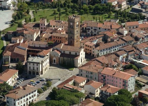 Large photo of Lucca
