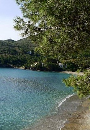 roses, costa brava, holiday villa rentals, apartments to rent in roses, girona