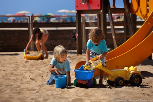 Large photo of Salou