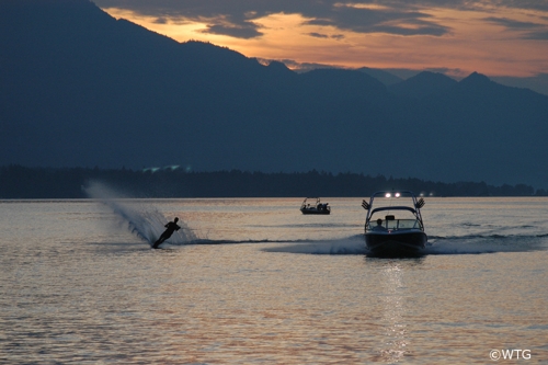 Large photo of Strobl